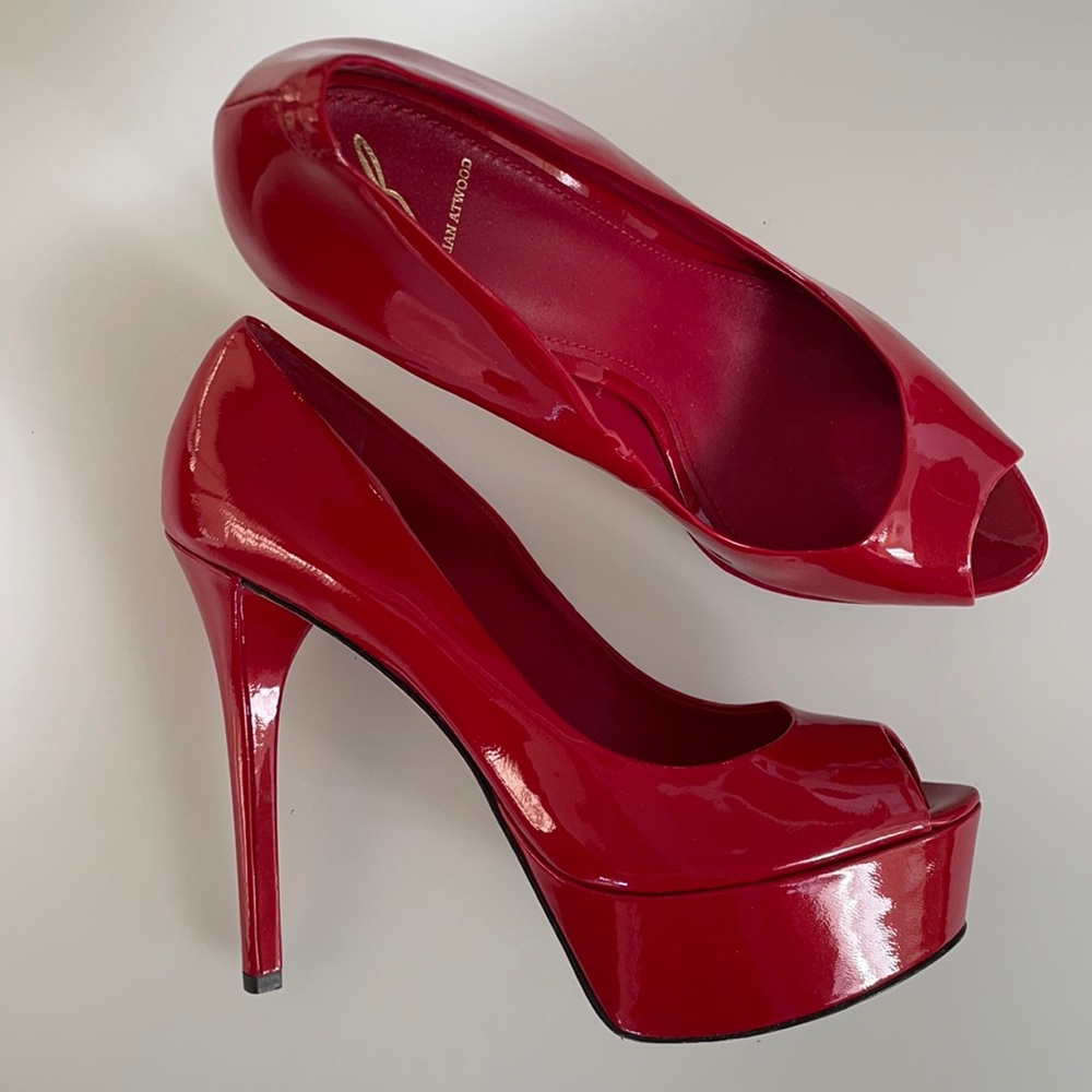 ❤️ patent leather open toe Brian Atwood high heels